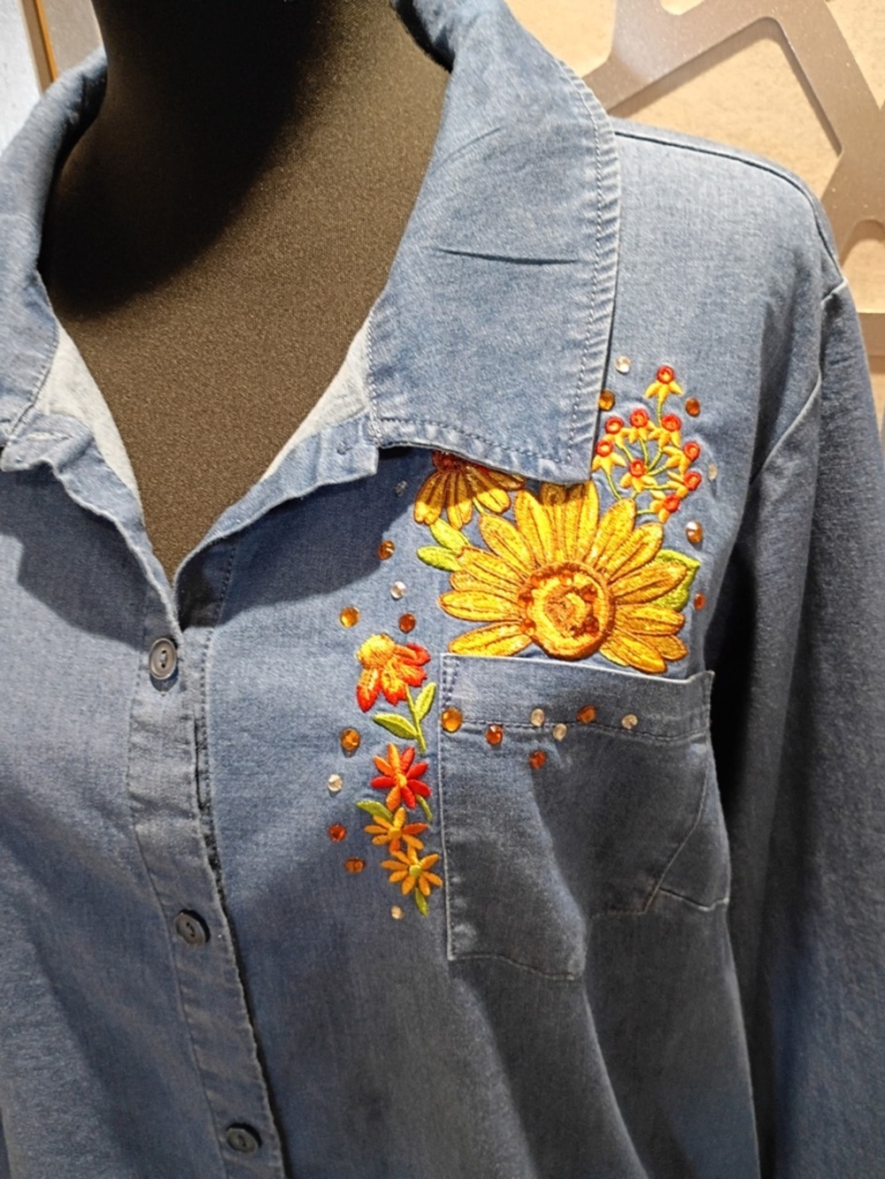 Quacker Factory Denim Shirt XL
Embroidered Floral Button Front
Chambray - Picture 8 of 9